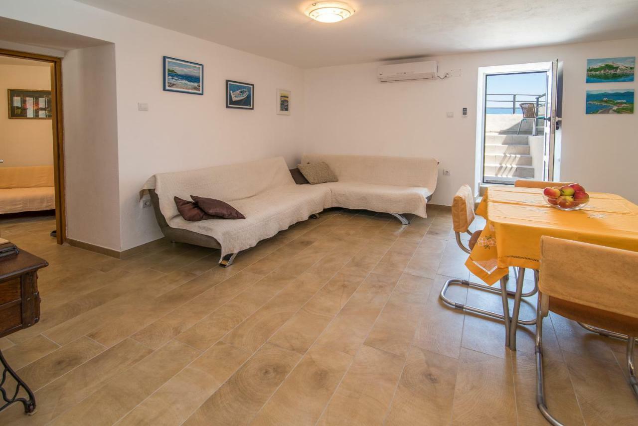 Apartment Andrija Врбник Экстерьер фото